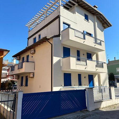 Residence Stefania Attici Su 2 Livelli - Agenzia Cocal Caorle Esterno foto