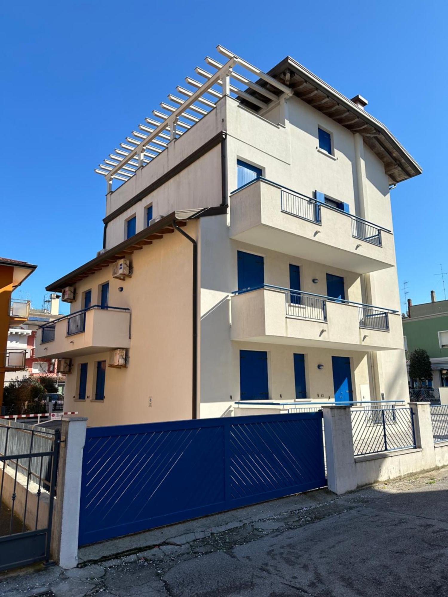 Residence Stefania Attici Su 2 Livelli - Agenzia Cocal Caorle Esterno foto